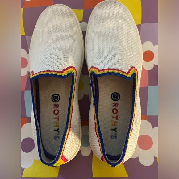 Rainbow Rothy’s rainbow 🌈 👟 - Picture 4 of 9